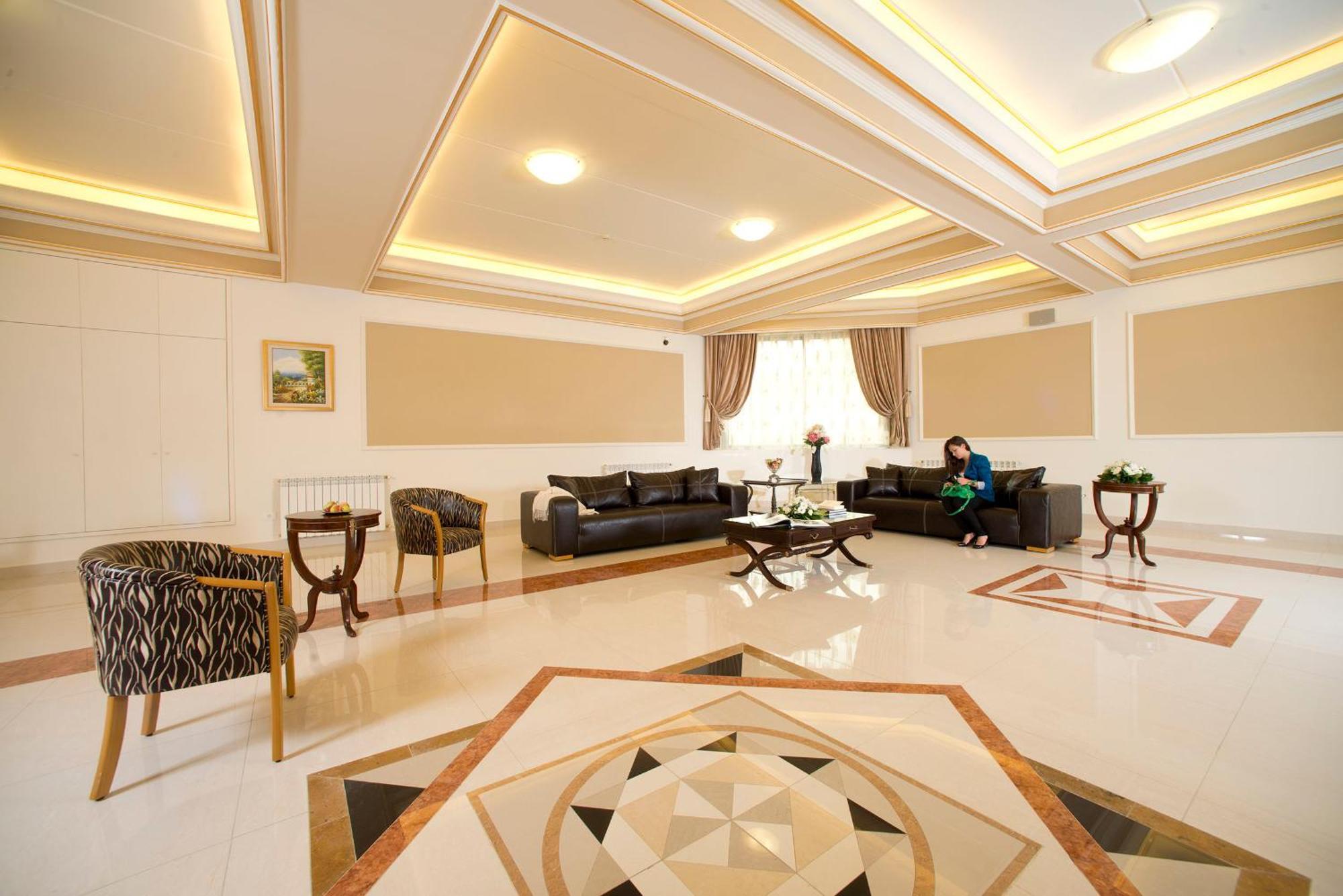 Liqaa Hotel Beirut Exterior foto