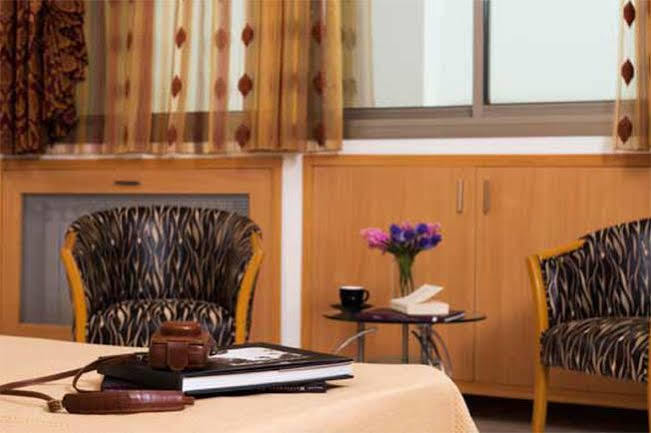 Liqaa Hotel Beirut Exterior foto